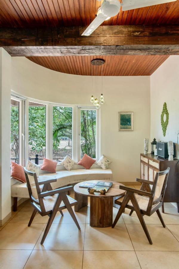 Saffronstays Boulevard Rockhouse - Pool Villa With Amazing Nature Views Lonavala Eksteriør billede